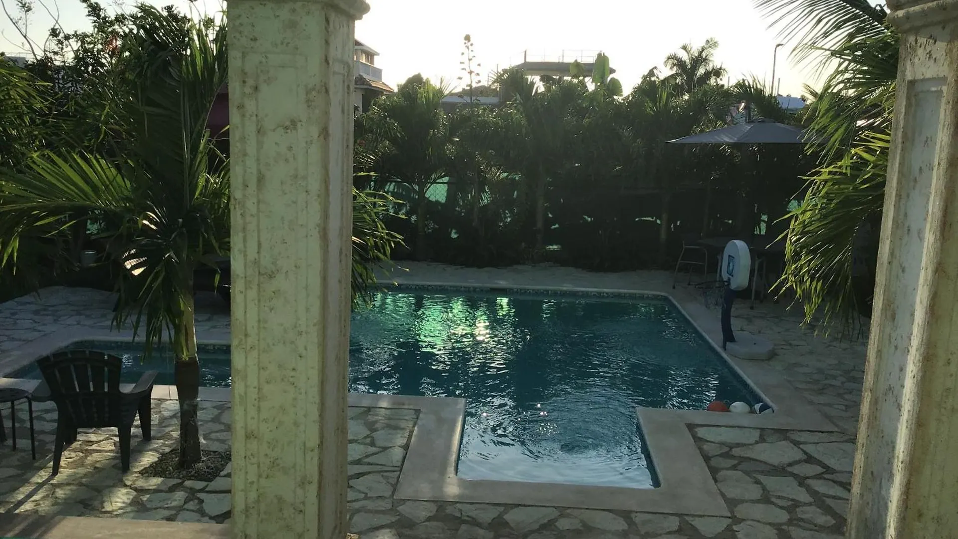 Villa Nilsa Bani 0*,